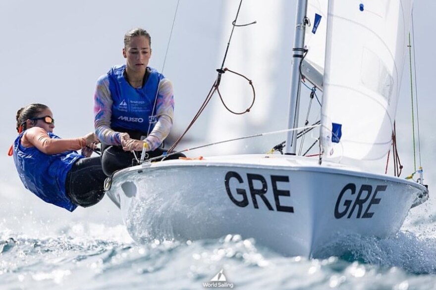 Ιστιοπλοΐα: Χάλκινο μετάλλιο από Κερκέζου – Γιαννούλη στο Παγκόσμιο πρωτάθλημα της Βραζιλίας - Βίντεο 