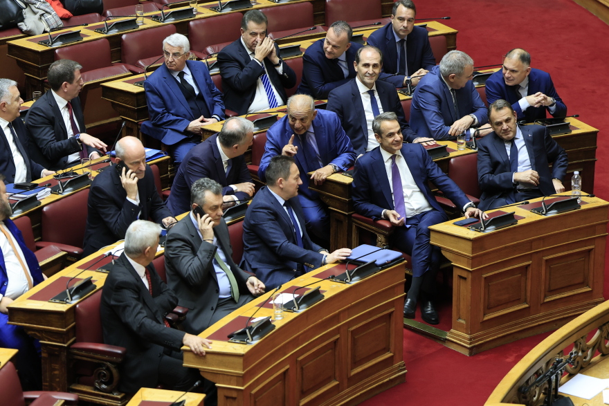 Εκπλήξεις Μητσοτάκη: Αύξηση 20% για τις εφημερίες στο ΕΣΥ - Μέσα στον Ιανουάριο ο νόμος για τα μη κρατικά ΑΕΙ