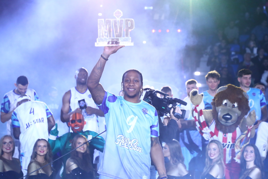 Θέαμα και ρεκόρ στο All Star Game της Καρδίτσας - Η ομάδα του Γουόκαπ κέρδισε 177-165 την ομάδα του Σλούκα - Βίντεο 