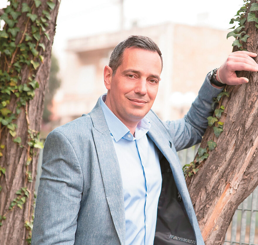 Τα φιντάνια του Κασσελάκη και η ιστορία τους