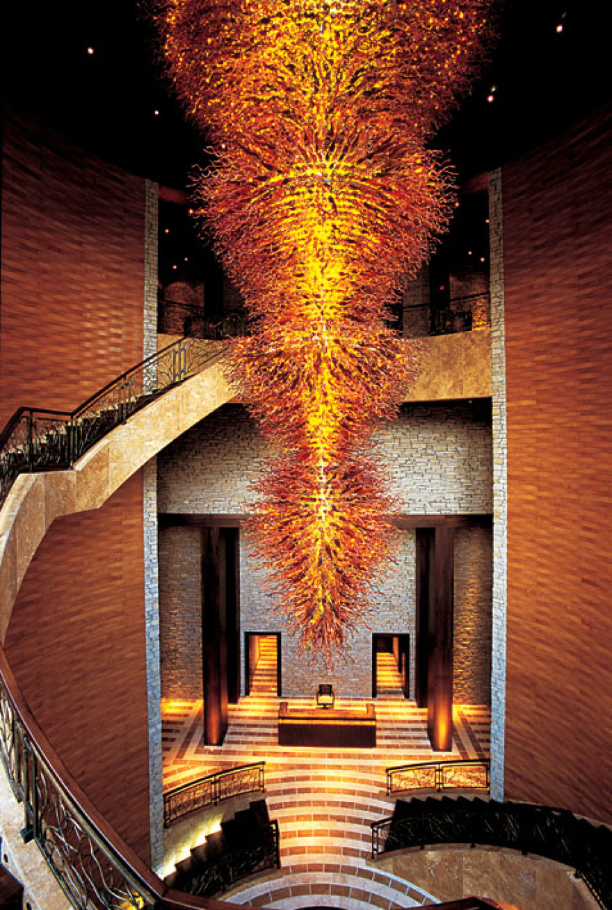 Ο τροχός της διασκέδασης γυρίζει στην Πάρνηθα