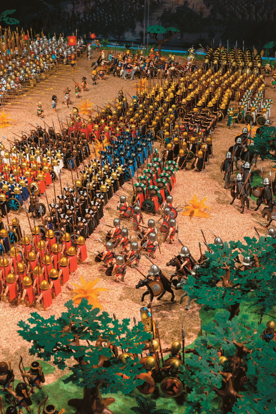 Μία ημέρα που άλλαξε τον Κόσμο: Η Μάχη της Χαιρώνειας με playmobil, κόμικ και videogames