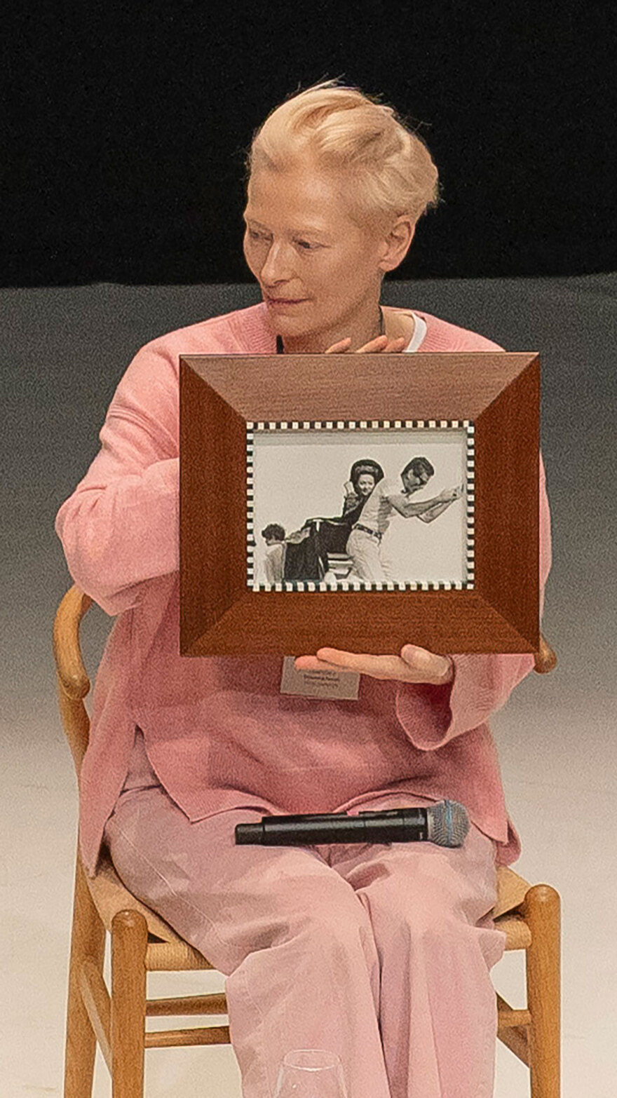 24 ώρες με την Τίλντα Σουίντον στην Αθήνα