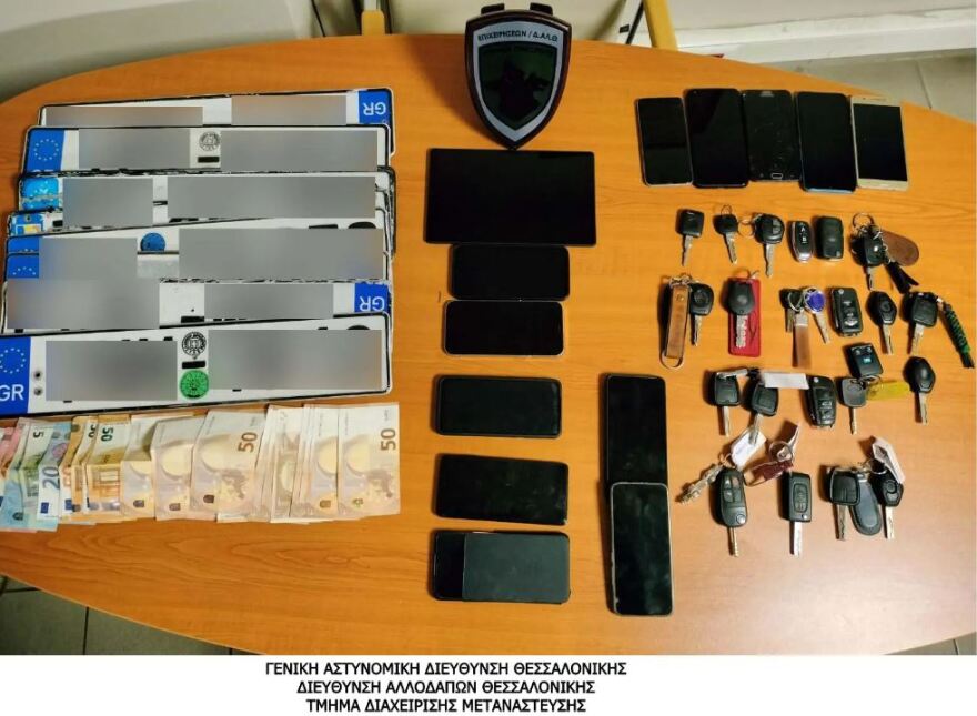 Δουλέμποροι έβγαλαν €500.000 σε 8 μήνες από το εμπόριο ελπίδας σε 166 παράνομους μετανάστες