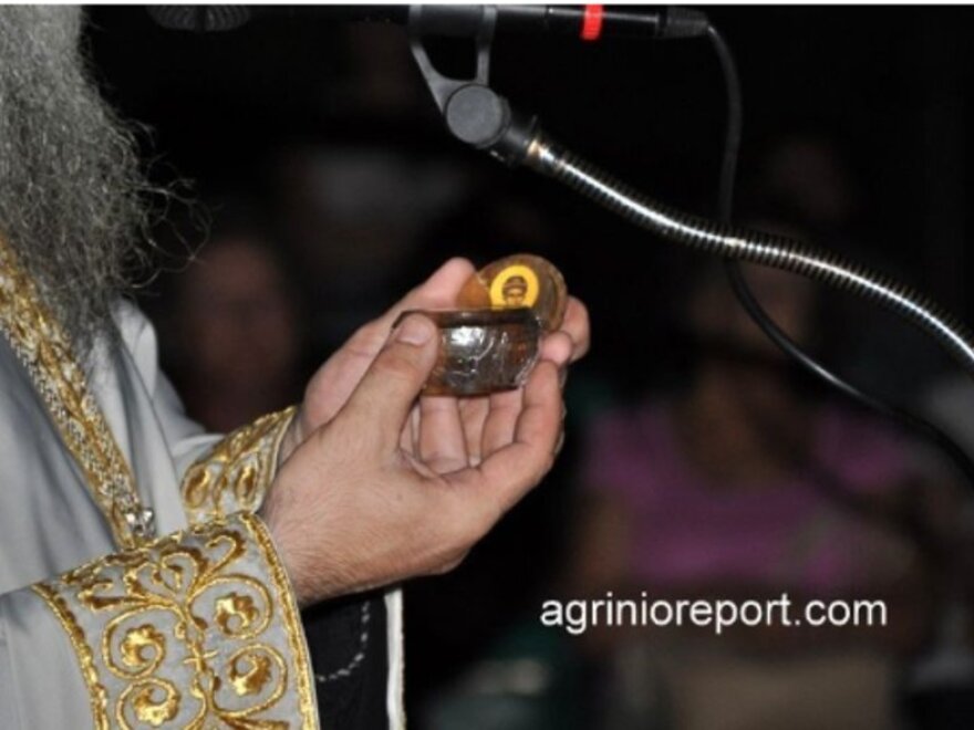 Από το 2017 η είδηση ότι πιστοί στο Αγρίνιο προσκύνησαν κάστανο που είχε βράσει ο Παΐσιος