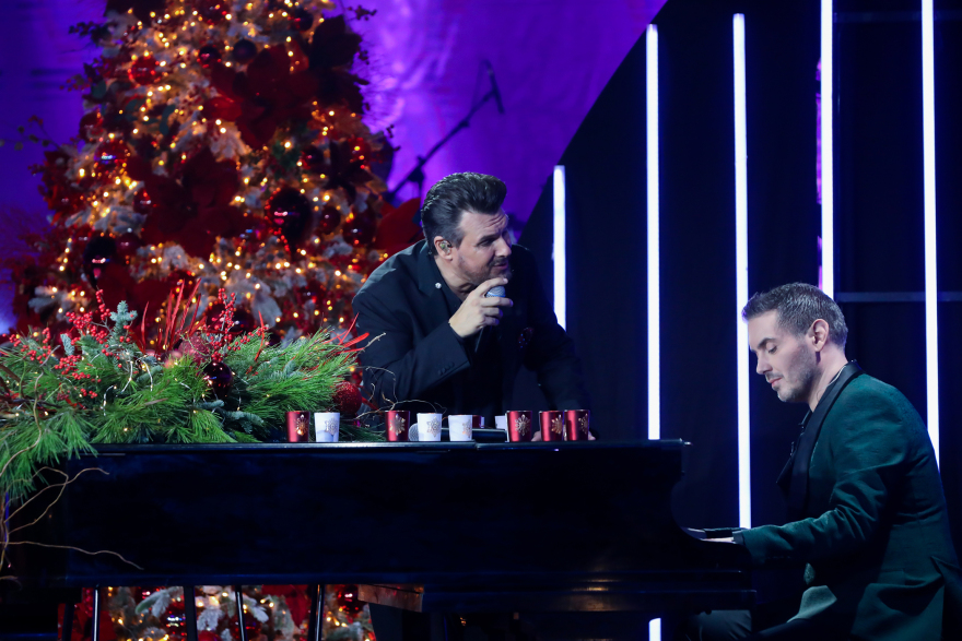 Σπίτι με το MEGA: Καλεσμένος την Παραμονή των Χριστουγέννων ο Πάνος Κιάμος