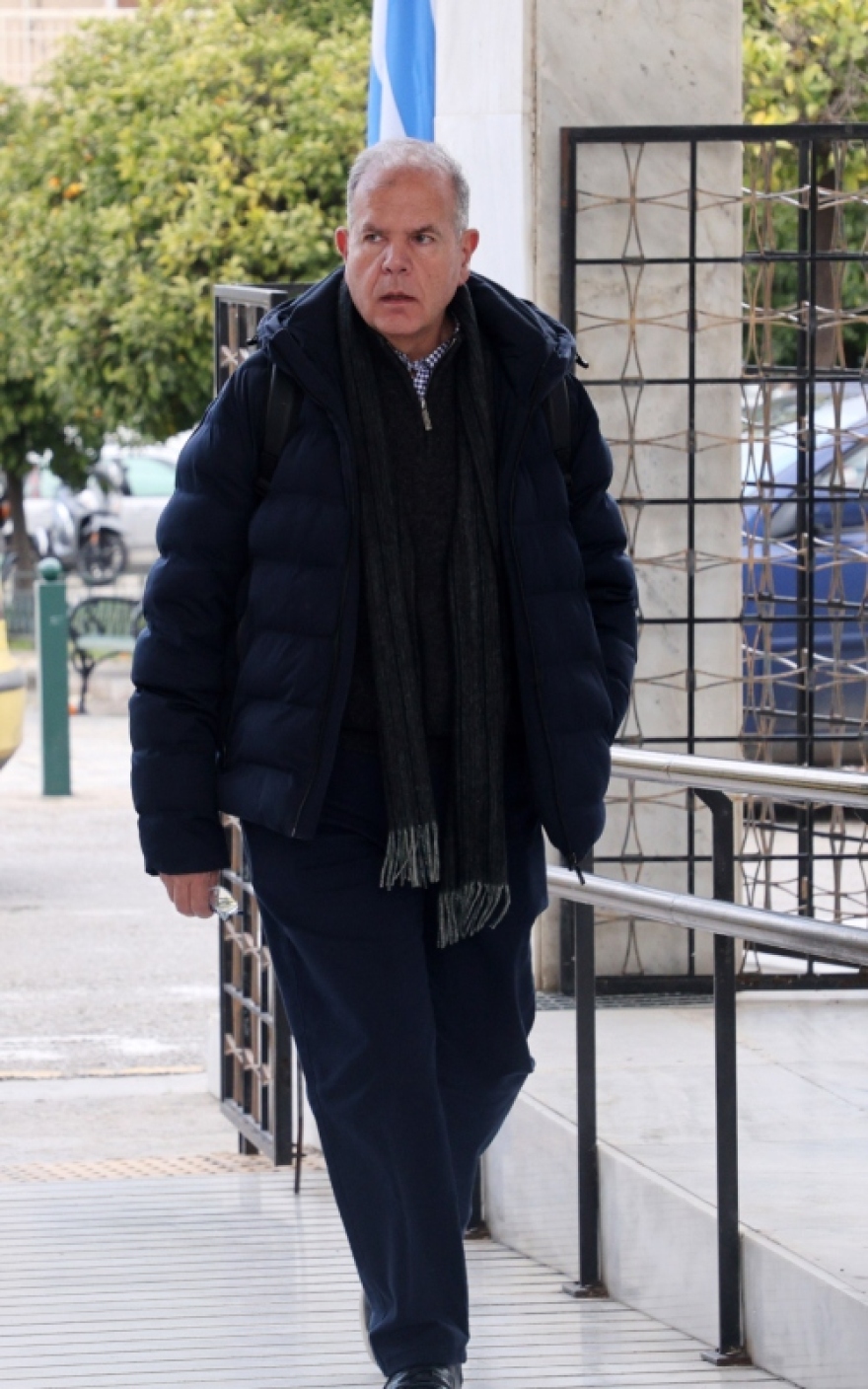 Γιώργος Μιχαλακόπουλος: Πλήθος κόσμου στην κηδεία του - Δείτε φωτογραφίες