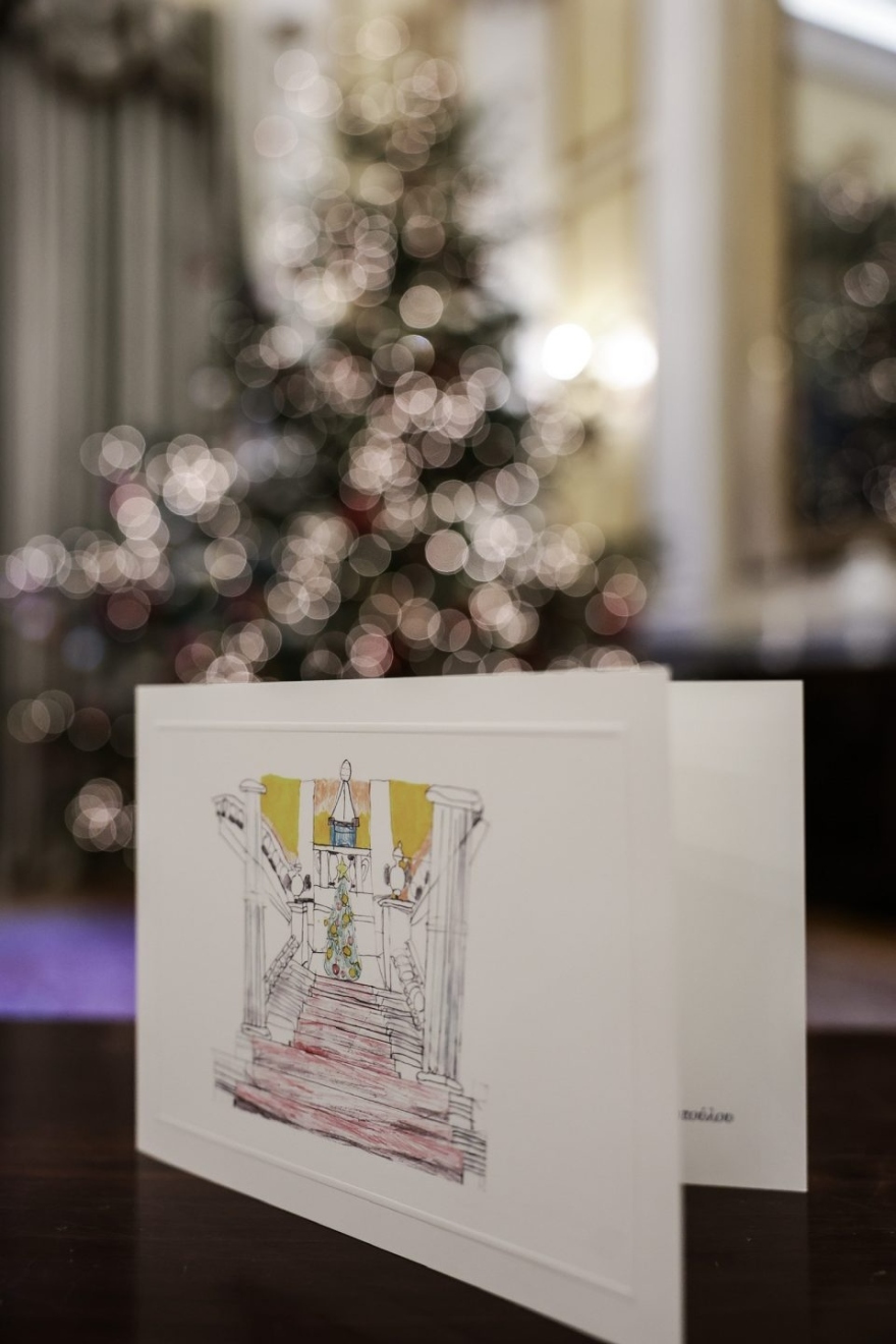 Κατερίνα Σακελλαροπούλου: Μαθητές ακριτικών περιοχών ζωγράφισαν τις χριστουγεννιάτικες κάρτες της