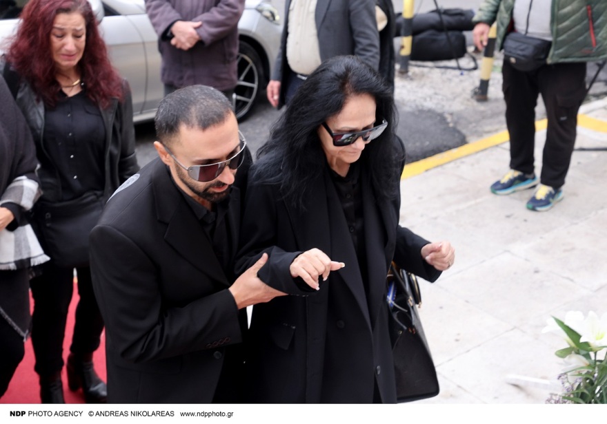  Νίκος Φλωρινιώτης: Θρήνος στο τελευταίο «αντίο» - Δείτε φωτογραφίες