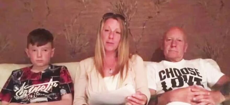 Άλεξ Μπάτι: Μετά από 6 χρόνια εξαφάνισης αποκαλύπτει γιατί το έσκασε από τη μητέρα και φερόμενη απαγωγέα του