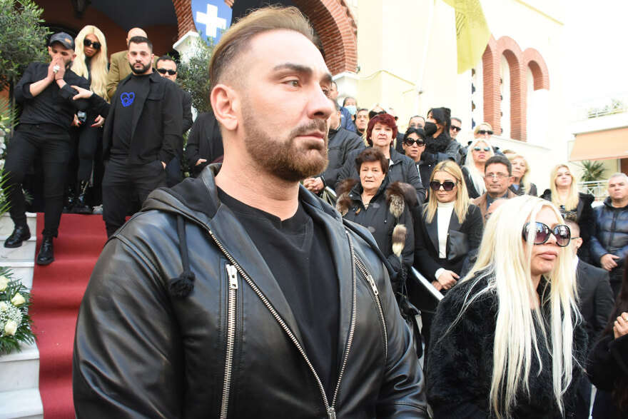  Νίκος Φλωρινιώτης: Θρήνος στο τελευταίο «αντίο» - Δείτε φωτογραφίες