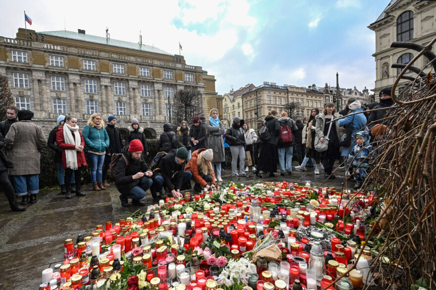 Μακελειό στην Πράγα: Ο «σπασίκλας» που μισούσε τον κόσμο - Και αυτοσχέδια βόμβα είχε στο σπίτι του 