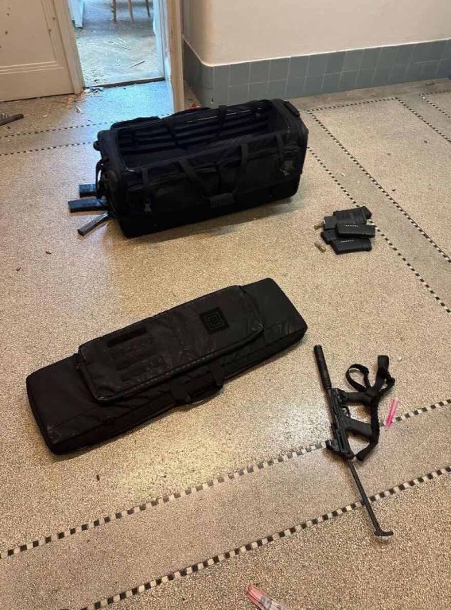 Μακελειό στην Πράγα: Ο δολοφόνος ήθελε να μπλοκάρει όλες τις εξόδους, για να σκοτώσει όσο το δυνατόν περισσότερους