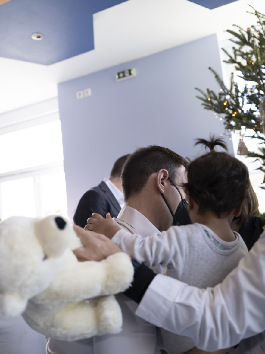 Κασσελάκης από το Παίδων: Ιερή ευθύνη όλων μας να βοηθήσουμε τους πιο αδύναμους συμπολίτες μας