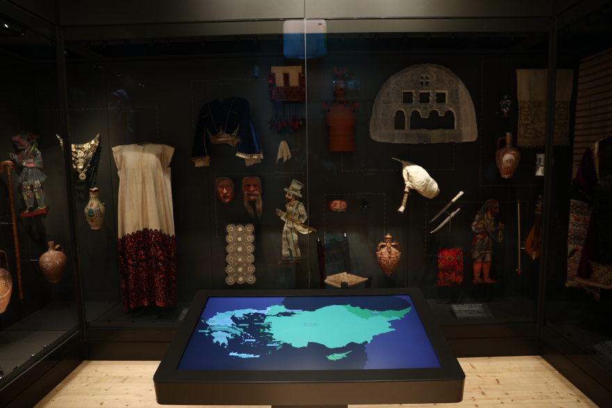 Στην Πλάκα το Μουσείο Νεότερου Πολιτισμού - Δείτε φωτογραφίες