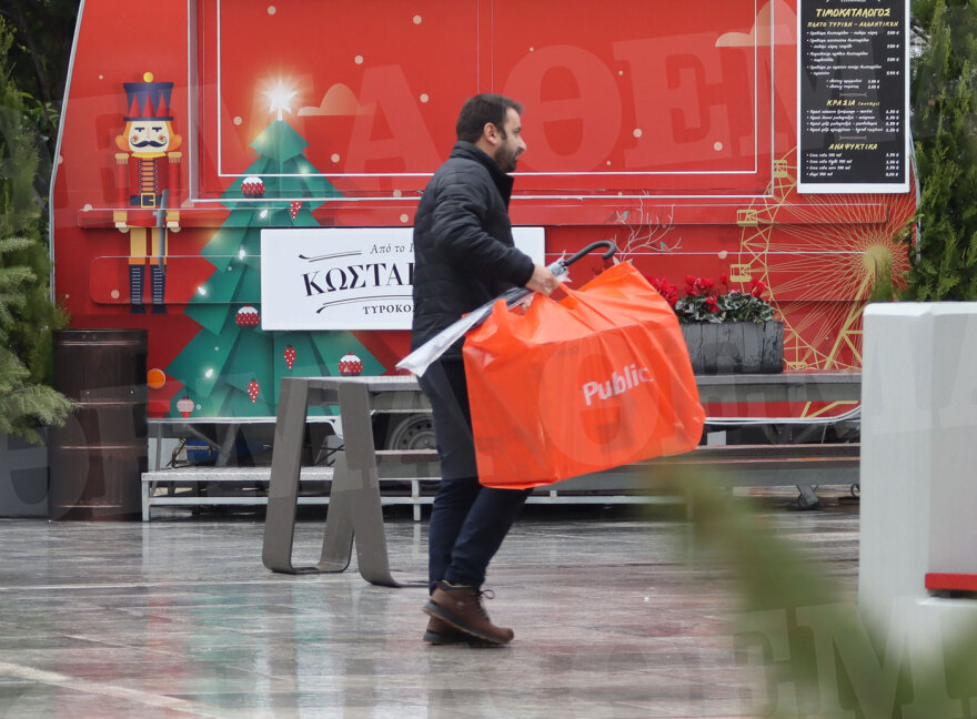 Έφη Αχτσιόγλου: Για ψώνια στο Golden Hall - Δείτε φωτογραφίες