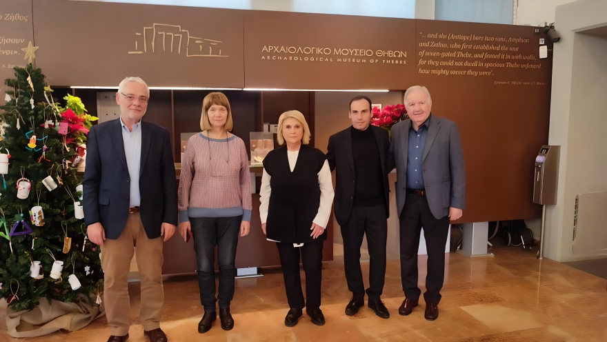 Χριστούγεννα στη Θήβα με τα «παιδιά του πολέμου» για τη Σοφία Βούλτεψη