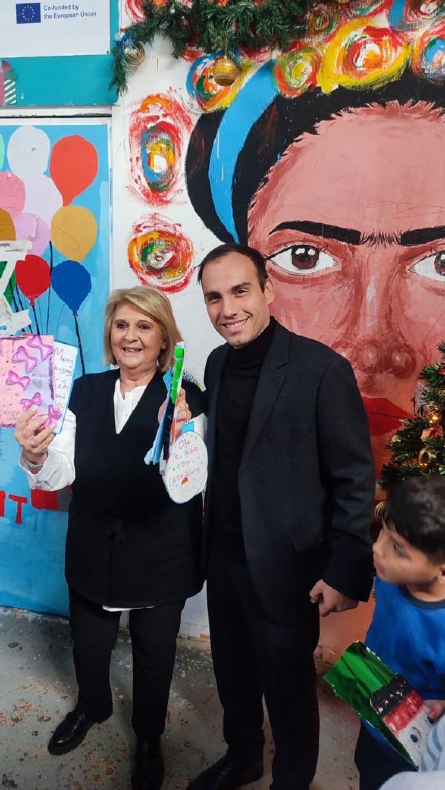 Χριστούγεννα στη Θήβα με τα «παιδιά του πολέμου» για τη Σοφία Βούλτεψη