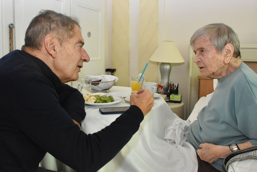 Αρβελέρ στον Δανίκα: Ο Ανδρόνικος έκανε λάθος, έχω πέντε ευρήματα ότι ο Μέγας Αλέξανδρος ετάφη στη Βεργίνα