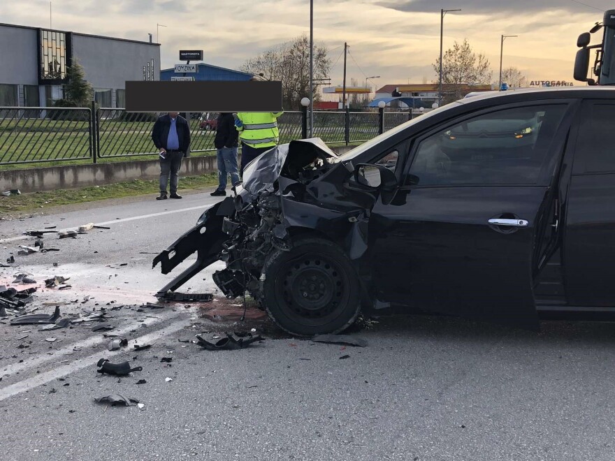 Φριχτό τροχαίο έξω από τη Λάρισα - Νεκρός 22χρονος, τραυματίστηκε 25χρονος 