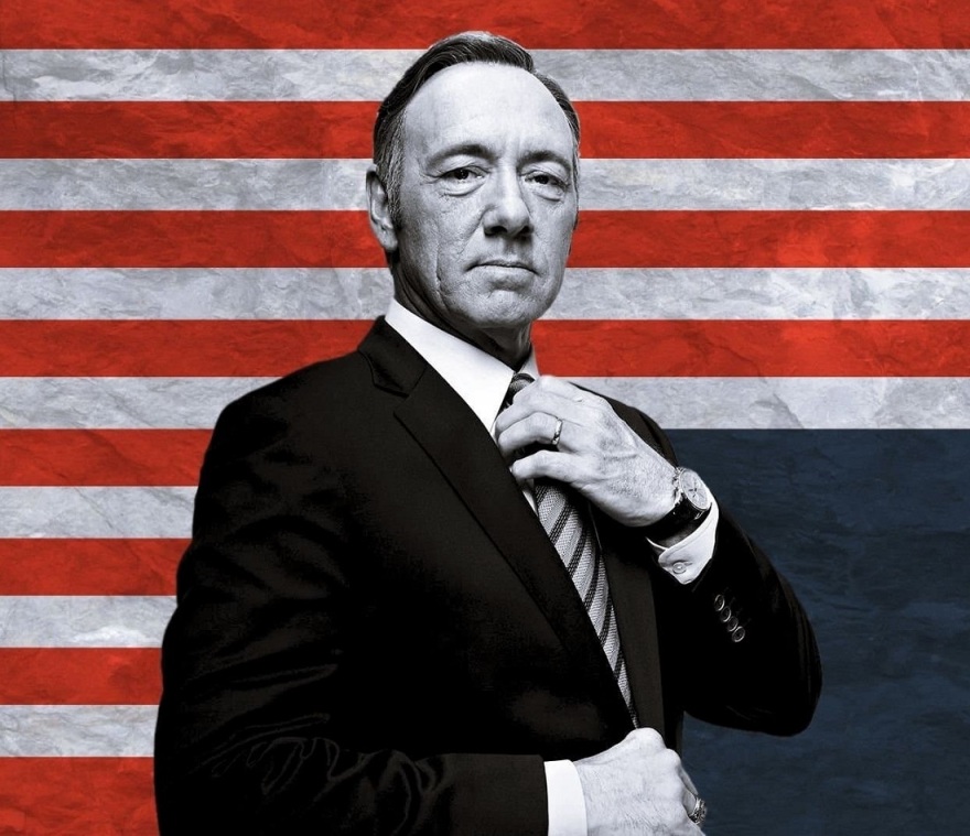 Ο Κέβιν Σπέισι επανεμφανίζεται και επιτίθεται στο Netflix - Υπάρχει εξαιτίας μου, λέει ο ηθοποιός