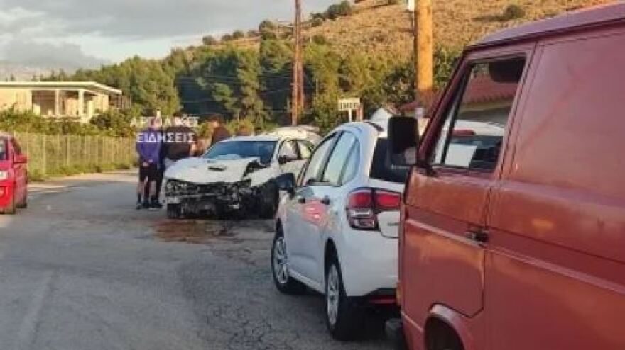 Αργολίδα: Σοβαρό τροχαίο με τραυματίες στην Τίρυνθα - Δείτε φωτογραφίες