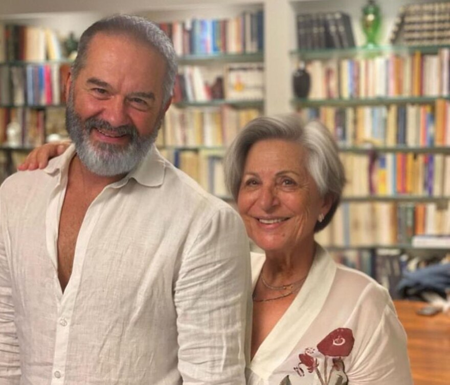 Χρήστος Μάστορας: Η ανάρτησή του με τη Χαρούλα Αλεξίου - Εύχομαι να βρισκόμαστε συχνά, γράφει