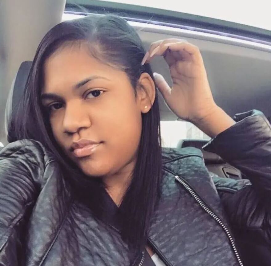 Νέα Υόρκη: Η στιγμή που τρεις ένοπλοι στήνουν ενέδρα και σκοτώνουν 28χρονη μητέρα στο αυτοκίνητό της - Σκληρό βίντεο