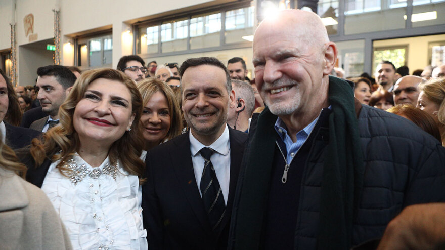 Δήμαρχος Αθηναίων ορκίστηκε ο Χάρης Δούκας – Δείτε βίντεο και φωτογραφίες