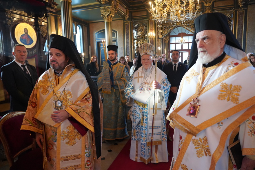 Οικουμενικός Πατριάρχης Βαρθολομαίος: Πρώτη Πατριαρχική Λειτουργία στον ναό του Αγίου Στεφάνου στην Κωνσταντινούπολη