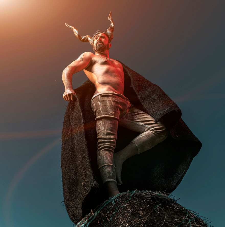 Φάρσαλα: Οι σέξι αγρότες επανήλθαν με best of ημερολόγιο - Δείτε φωτογραφίες