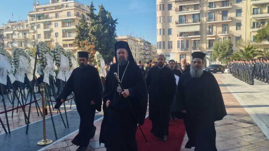 Γιώργος Λυγγερίδης - Θρήνος στην κηδεία του: «Αθάνατος» φώναξαν στην ταφή του (Βίντεο και φωτογραφίες)