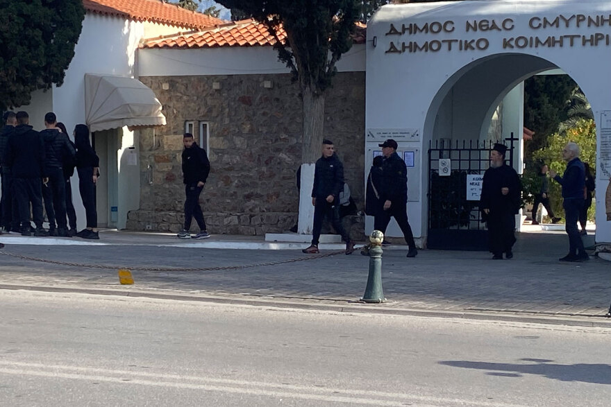 Νέα Σμύρνη: Ο 18χρονος απολογήθηκε για τη δολοφονία του αδερφού του που κηδεύτηκε την ίδια ώρα