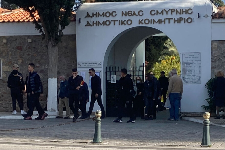 Νέα Σμύρνη: Ο 18χρονος απολογήθηκε για τη δολοφονία του αδερφού του που κηδεύτηκε την ίδια ώρα