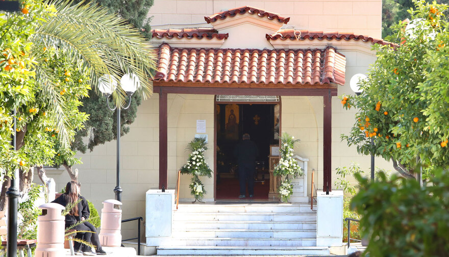 Νέα Σμύρνη: Ο 18χρονος απολογήθηκε για τη δολοφονία του αδερφού του που κηδεύτηκε την ίδια ώρα