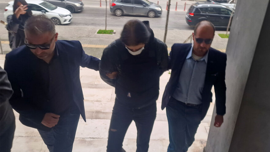 Θεσσαλονίκη: Για ανθρωποκτονία με δόλο κατηγορείται ο Νορβηγός που σκότωσε τον 32χρονο αστυνομικό