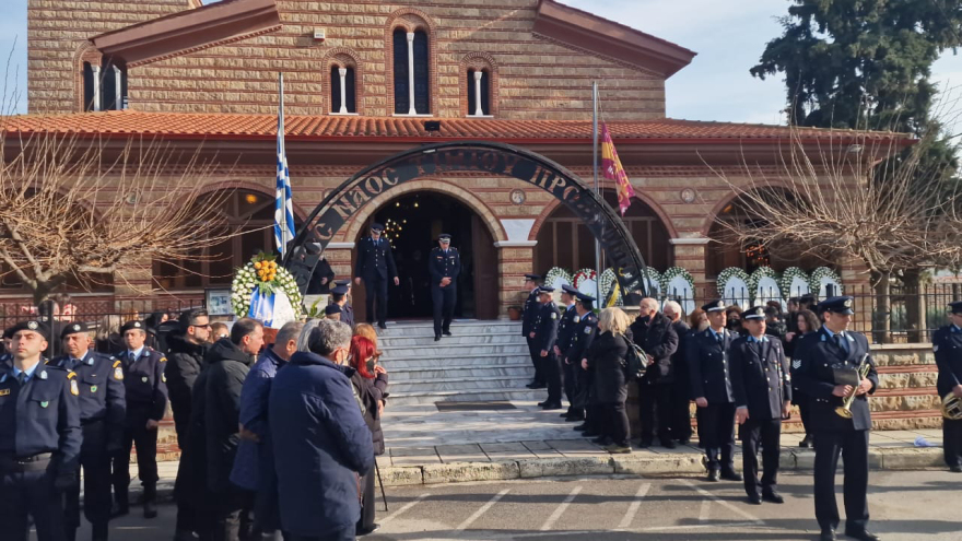 Θεσσαλονίκη: Τελευταίο «αντίο» στον 32χρονο αστυνομικό που δολοφονήθηκε από τον Νορβηγό