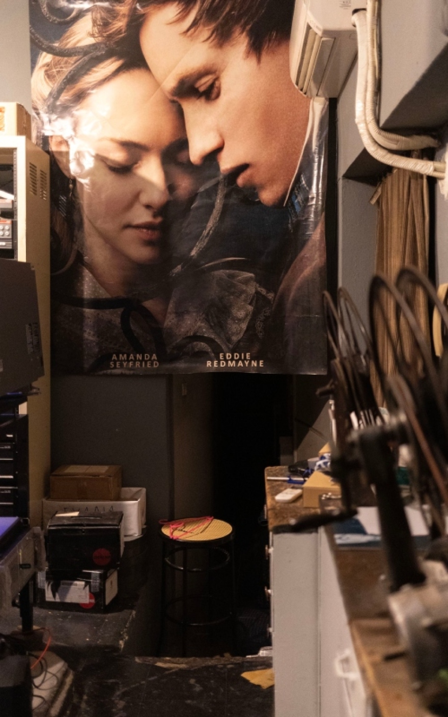 Ιντεάλ: Το τελευταίο χειροκρότημα στον ιστορικό κινηματογράφο - Δείτε βίντεο