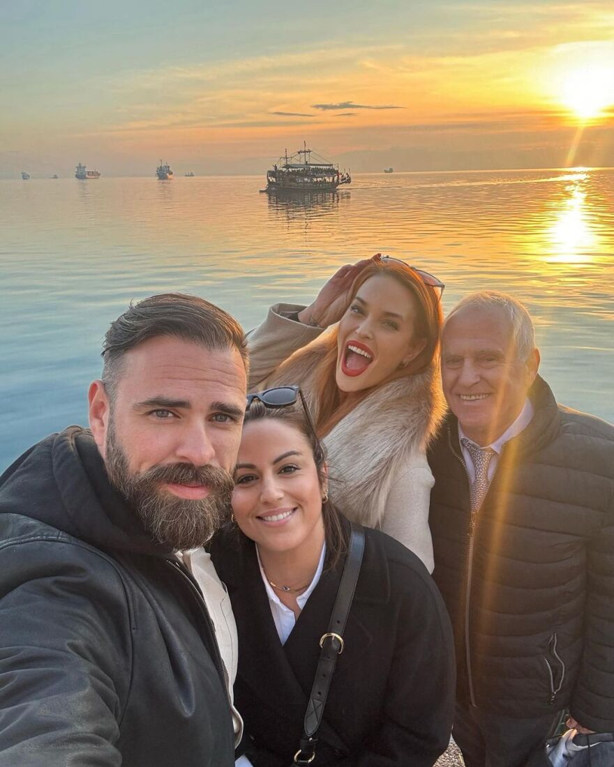 Η Σίσσυ Χρηστίδου πέρασε την Πρωτοχρονιά με τον πατέρα και τον αδερφό της