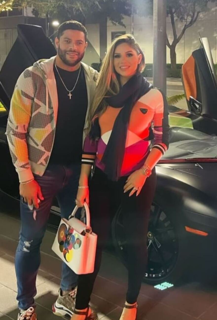 «Καρπερός» ο Χουλκ:  Περιμένει και δεύτερο παιδί από την ανιψιά της πρώην συζύγου του - Φωτογραφίες