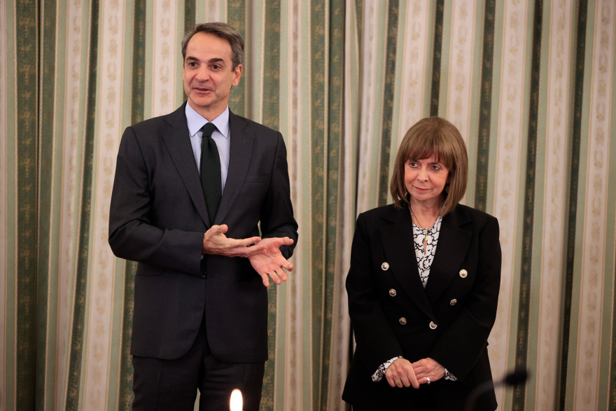 Ορκίστηκαν οι νέοι υπουργοί και υφυπουργοί - Δείτε βίντεο