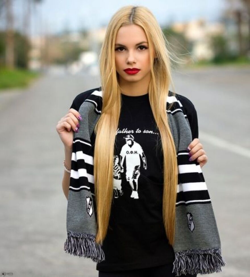 Νίκος Βέρτης: Ερωτευμένος ο τραγουδιστής - Ποια είναι η ξανθιά Εμμανουέλα που έχει σχέση τα τελευταία τρία χρόνια