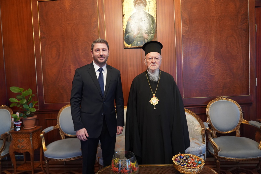 Συνάντηση του Νίκου Ανδρουλάκη με τον Οικουμενικό Πατριάρχη Βαρθολομαίο