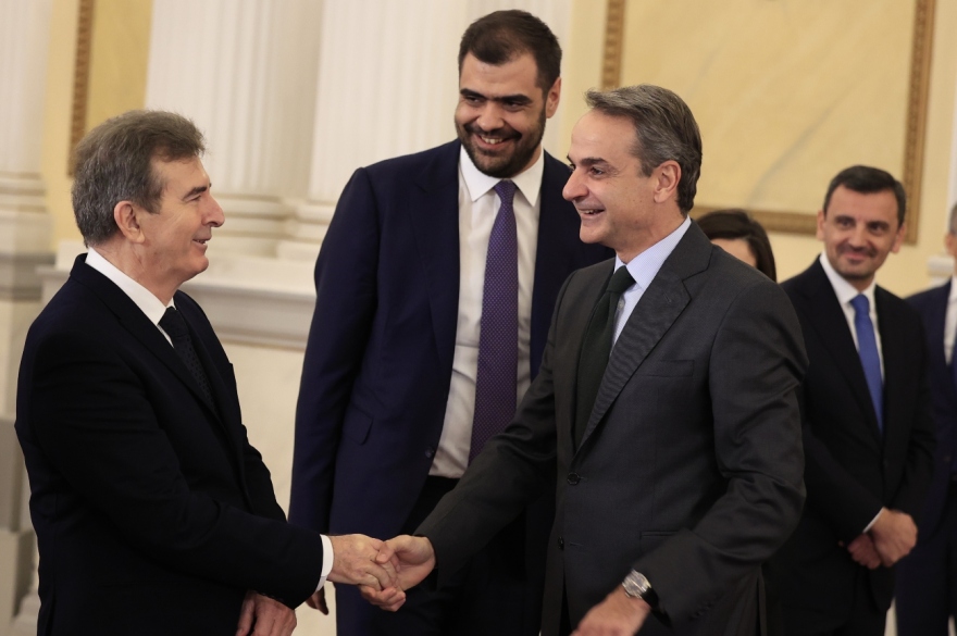 Ορκίστηκαν οι νέοι υπουργοί και υφυπουργοί - Δείτε βίντεο