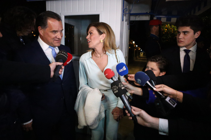 Ορκίστηκαν οι νέοι υπουργοί και υφυπουργοί - Δείτε βίντεο