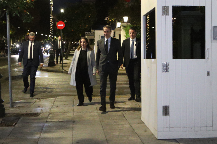 Ορκίστηκαν οι νέοι υπουργοί και υφυπουργοί - Δείτε βίντεο