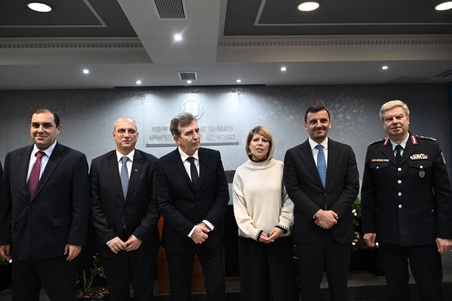 Χρυσοχοΐδης: Παρέλαβε το υπουργείο Προστασίας του Πολίτη - «Έχουμε μείνει πίσω στην αποστολή μας και πρέπει να τρέξουμε»