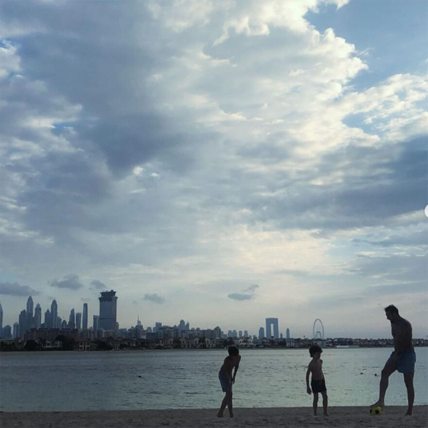 Οι Έλληνες celebrities που υποδέχθηκαν το 2024 στο Ντουμπάι με βουτιές και πάρτι 