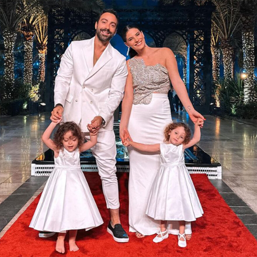 Οι Έλληνες celebrities που υποδέχθηκαν το 2024 στο Ντουμπάι με βουτιές και πάρτι 