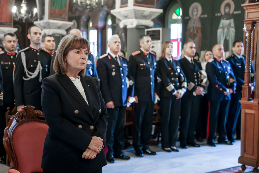 «Ο εορτασμός της βάφτισης του Χριστού εκφράζει την ανάγκη της πνευματικής αναγέννησης» το μήνυμα της Σακελλαροπούλου